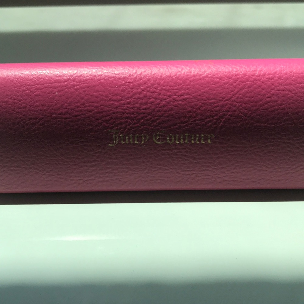 Juicy Couture glasses case